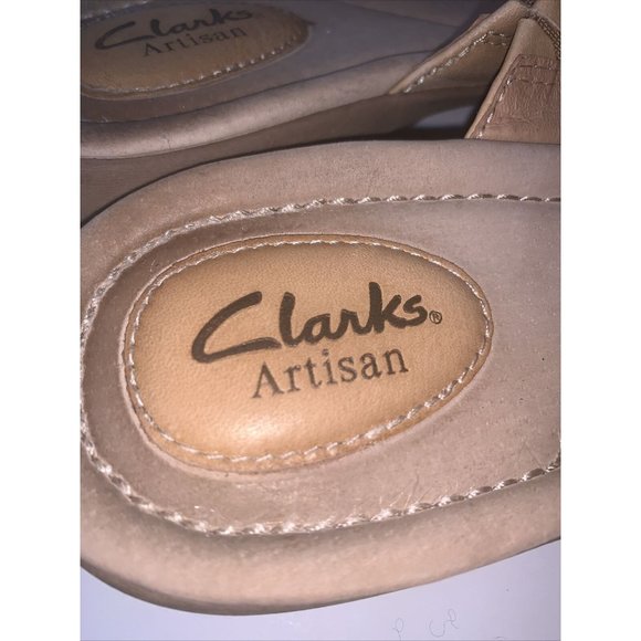 Clarks Artisan Petal Leaf Leather Flip Flop Sandals Sz 9 Tan Brown FLAW - Picture 8 of 12